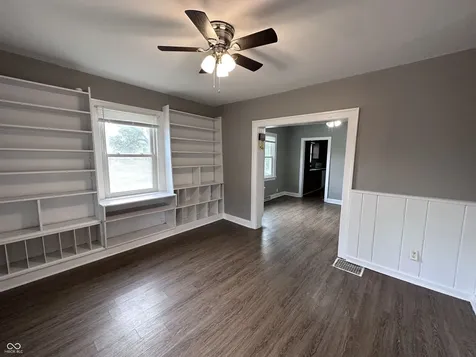 1202 E 8th Anderson IN 46012
