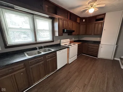 1202 E 8th Anderson IN 46012