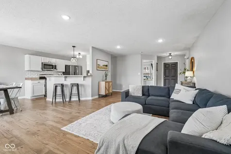 8151 Stonelick Drive Avon IN 46123