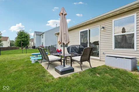 8151 Stonelick Drive Avon IN 46123