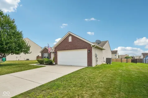 8151 Stonelick Drive Avon IN 46123