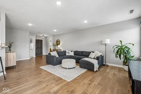 8151 Stonelick Drive Avon IN 46123