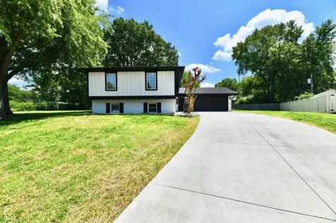 50 Idleway Greenwood IN 46142