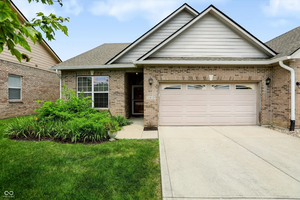 11910 Dumfrees Court Indianapolis IN 46229