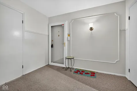 5026 Allisonville Road Indianapolis IN 46205