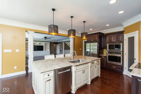 2350 Waterside Circle Avon IN 46123