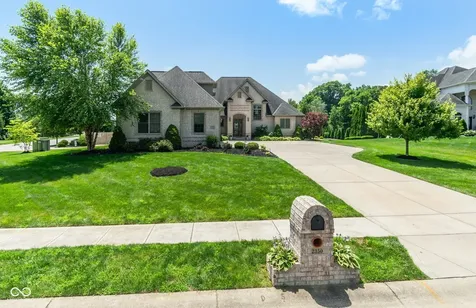 2350 Waterside Circle Avon IN 46123