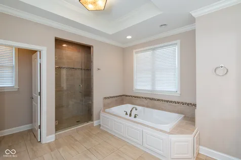 2350 Waterside Circle Avon IN 46123