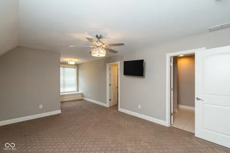 2350 Waterside Circle Avon IN 46123