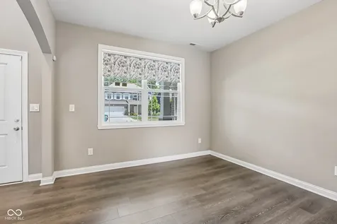 6077 Dugan Drive Whitestown IN 46075