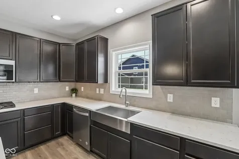 6077 Dugan Drive Whitestown IN 46075