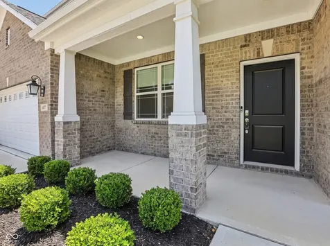 6077 Dugan Drive Whitestown IN 46075