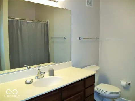 1070 Sedona Pass Carmel IN 46280