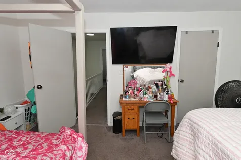 7368 Country Brook Drive Indianapolis IN 46260