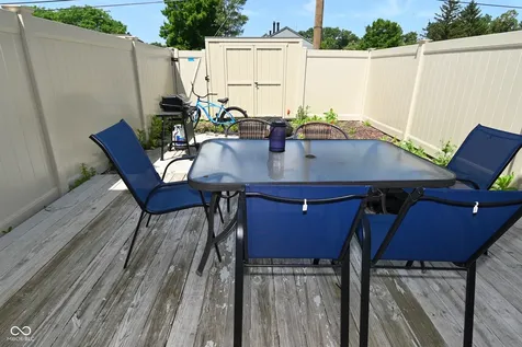7368 Country Brook Drive Indianapolis IN 46260