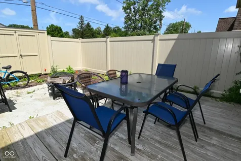 7368 Country Brook Drive Indianapolis IN 46260