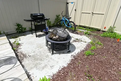7368 Country Brook Drive Indianapolis IN 46260