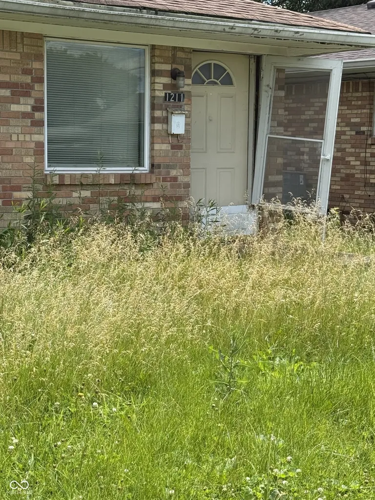 1211 E Perry Street Indianapolis IN 46227