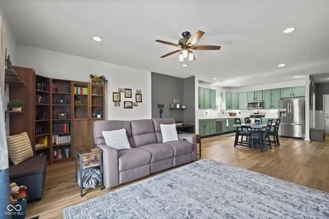 672 Albermarle Drive Pittsboro IN 46167