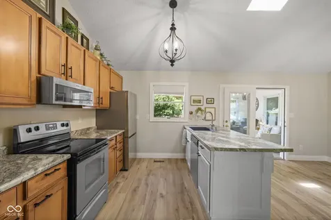 1230 Mount Brook Court Greenwood IN 46143