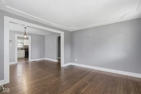140 N 6th Avenue Beech Grove IN 46107
