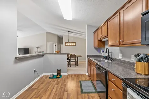 9820 Legends Creek Drive Indianapolis IN 46229