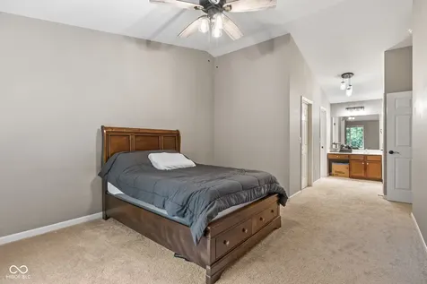 9820 Legends Creek Drive Indianapolis IN 46229