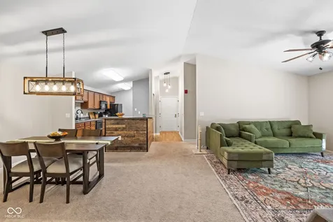 9820 Legends Creek Drive Indianapolis IN 46229