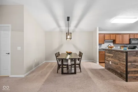 9820 Legends Creek Drive Indianapolis IN 46229