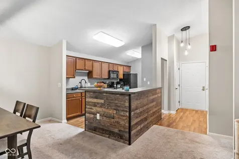 9820 Legends Creek Drive Indianapolis IN 46229