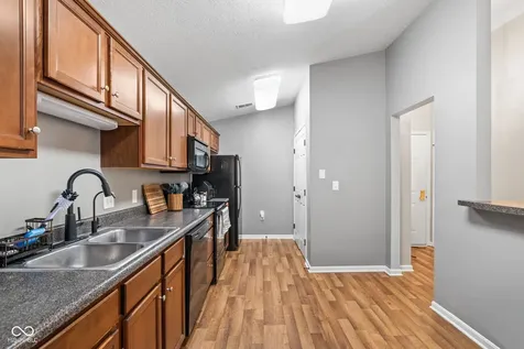 9820 Legends Creek Drive Indianapolis IN 46229