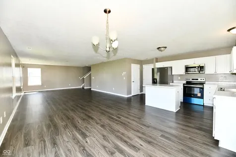8196 Alyssum Drive Plainfield IN 46168