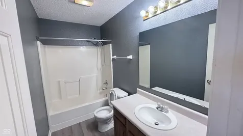 2119 W Van Arsdall Court Columbus IN 47201