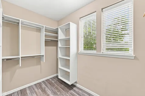 9124 Hawkins Road Indianapolis IN 46216