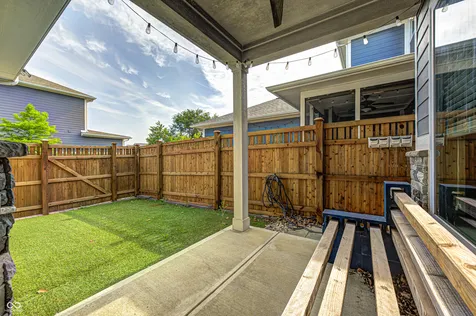 9124 Hawkins Road Indianapolis IN 46216