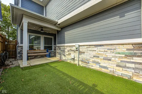 9124 Hawkins Road Indianapolis IN 46216