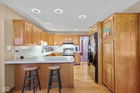 179 W Arcadia Mooresville IN 46158