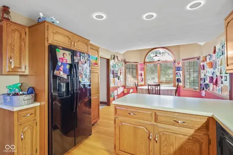 179 W Arcadia Mooresville IN 46158
