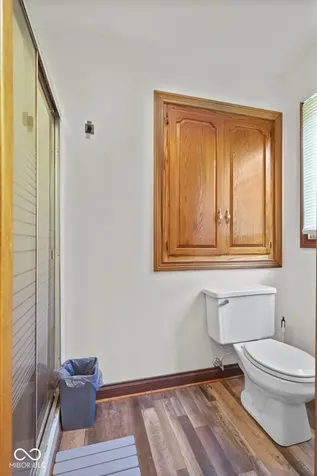 179 W Arcadia Mooresville IN 46158