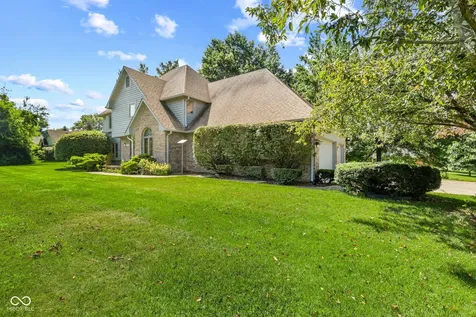 179 W Arcadia Mooresville IN 46158