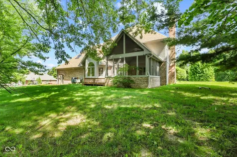 179 W Arcadia Mooresville IN 46158