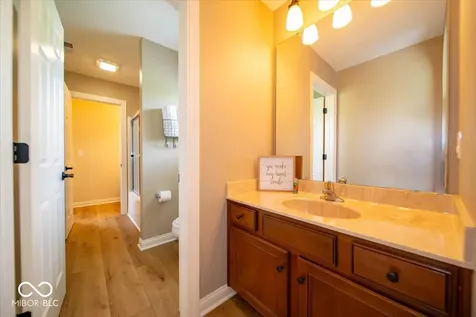 16291 Ambia Circle Westfield IN 46074
