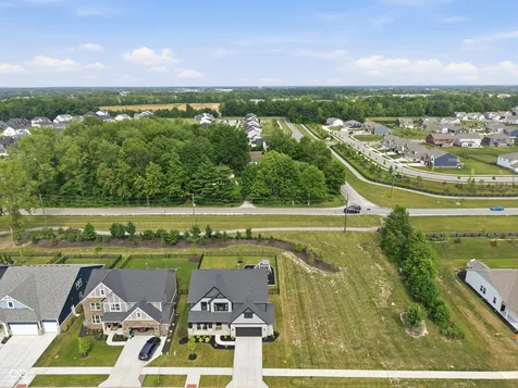 19885 Boulder Brook Lane Westfield IN 46074