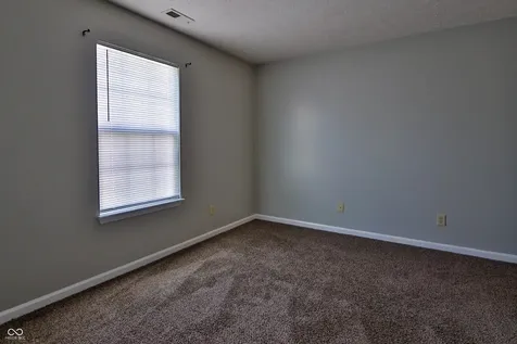 10752 Newgate Lane Indianapolis IN 46231