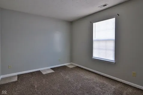 10752 Newgate Lane Indianapolis IN 46231