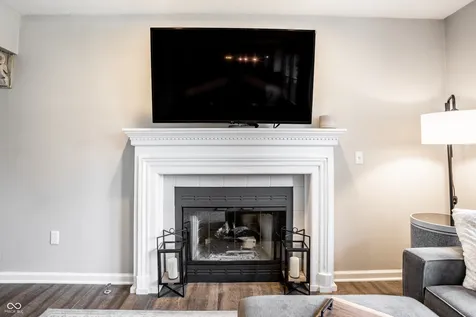 8470 Andorra Drive Fishers IN 46038