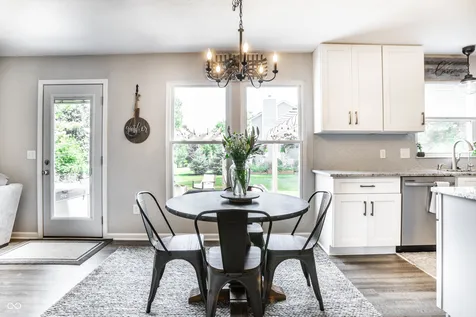 8470 Andorra Drive Fishers IN 46038