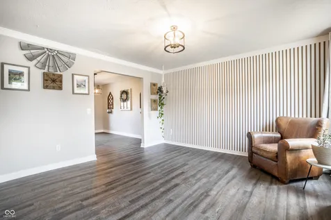 8470 Andorra Drive Fishers IN 46038