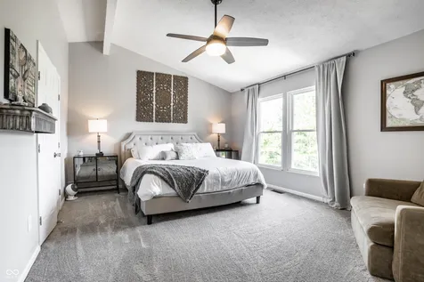 8470 Andorra Drive Fishers IN 46038