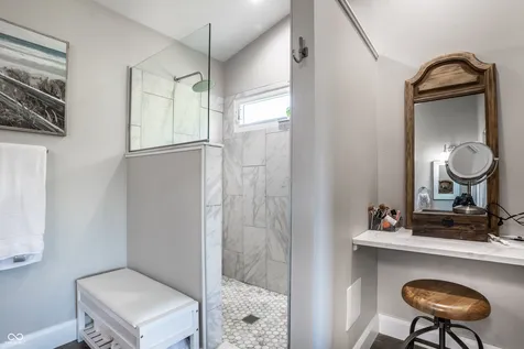 8470 Andorra Drive Fishers IN 46038